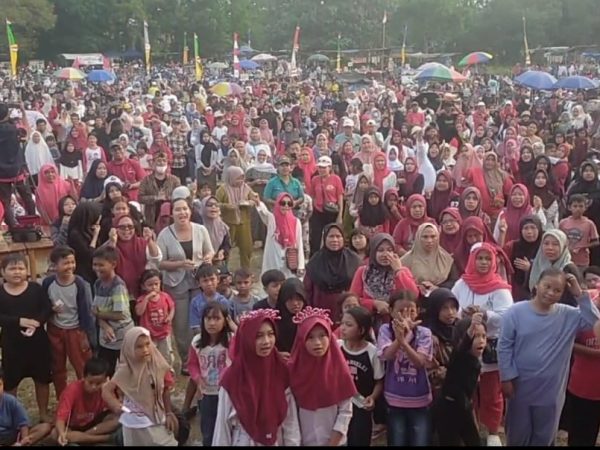 KEMERIAHAN PERINGATAN HUT RI KE-81  PEMERINTAH DESA GEMBONG GELAR KARNAVAL DAN BAGIKAN 2 TIKET UMROH